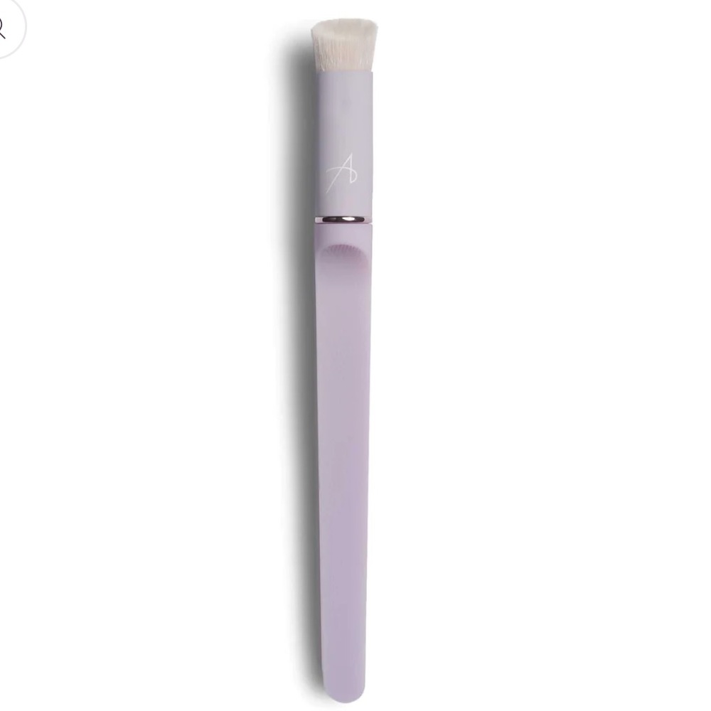 Lavender Makeup Brush